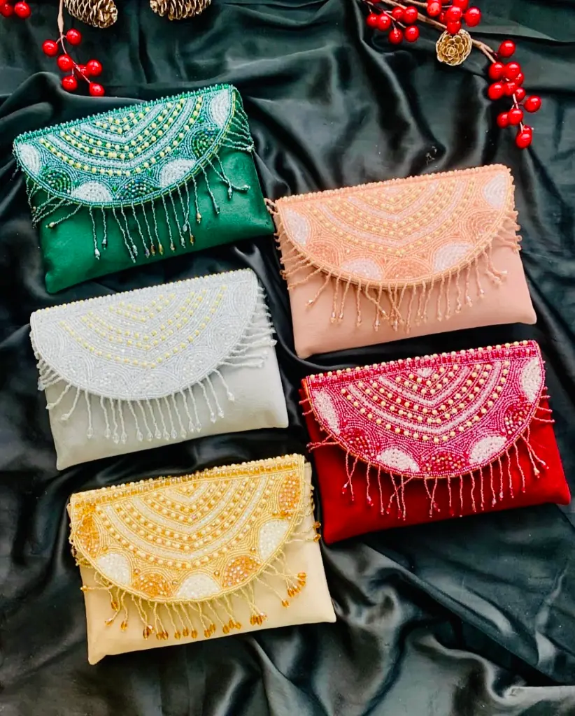 Veil of Beads-colors.webp
